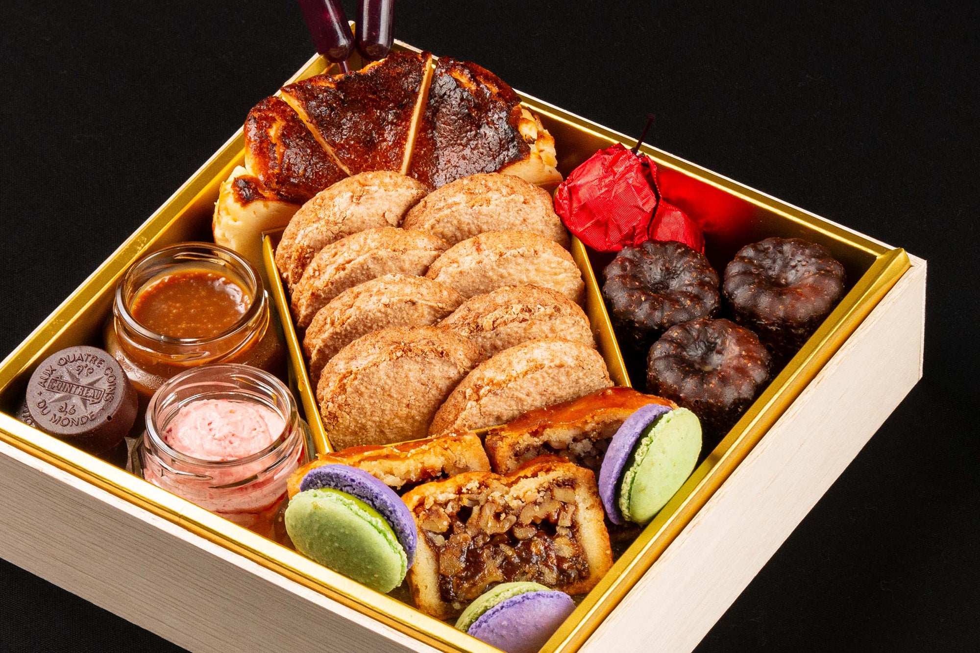 2026年 TOYOのスイーツおせち 特設ページ – TOYO online